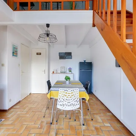 Holiday home 280m De La - Piscine - Sejour A 4 *