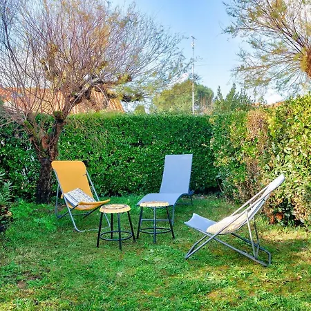 Holiday home 280m De La - Piscine - Sejour A 4